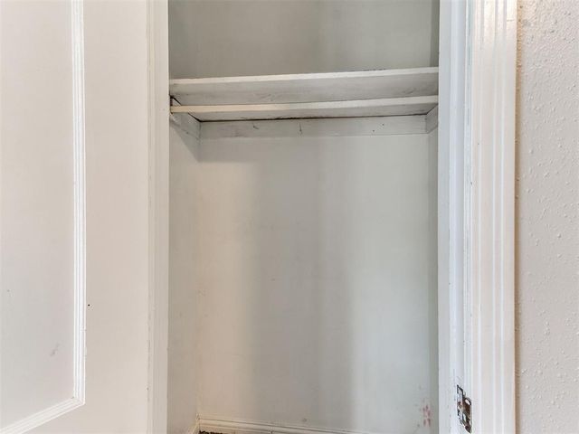 510 W Lockheed Drive, Midwest City, OK 73110