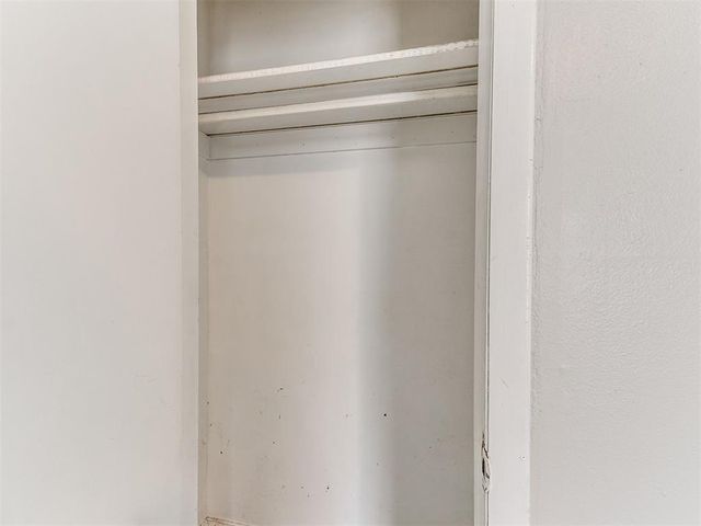 510 W Lockheed Drive, Midwest City, OK 73110