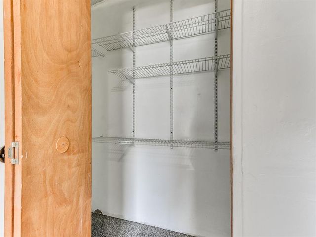 510 W Lockheed Drive, Midwest City, OK 73110