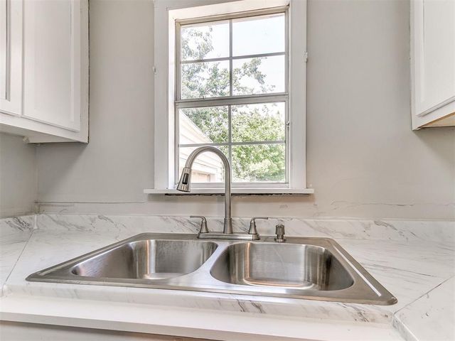 510 W Lockheed Drive, Midwest City, OK 73110