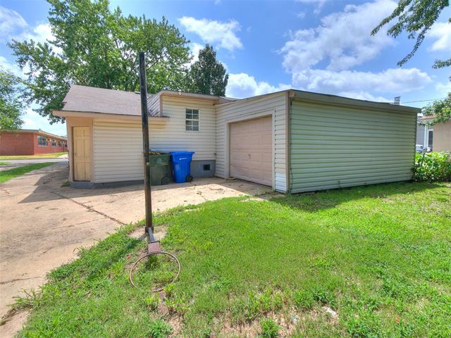 510 W Lockheed Drive, Midwest City, OK 73110