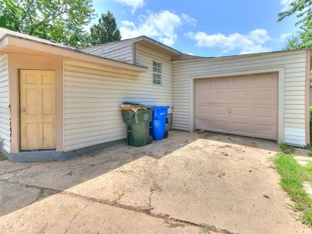 510 W Lockheed Drive, Midwest City, OK 73110