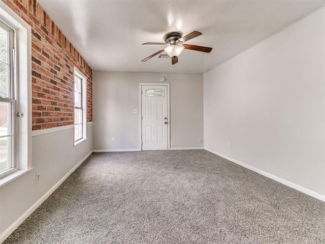 510 W Lockheed Drive, Midwest City, OK 73110
