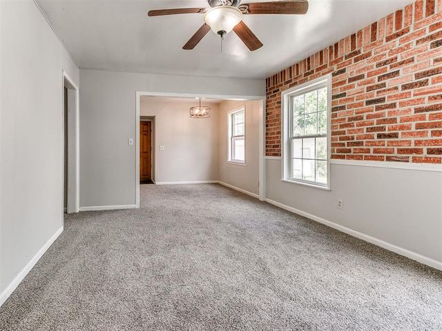 510 W Lockheed Drive, Midwest City, OK 73110