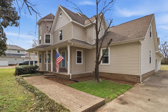 217 Sutton Hill Ct, Smyrna, TN 37167