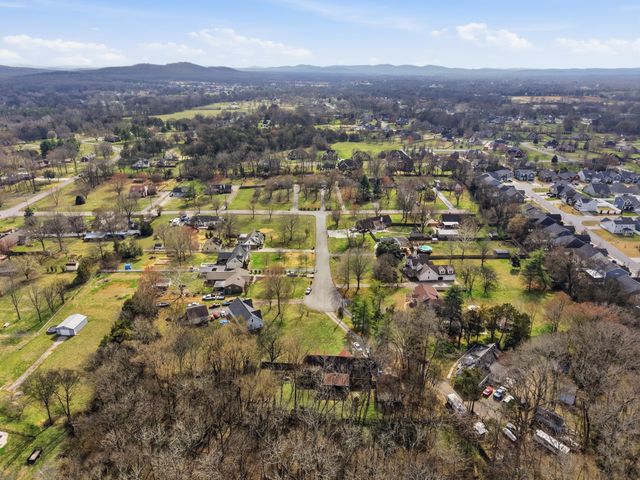 217 Sutton Hill Ct, Smyrna, TN 37167