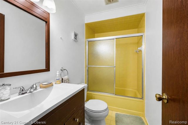 4652 Patrick Road, West Bloomfield, MI 48322