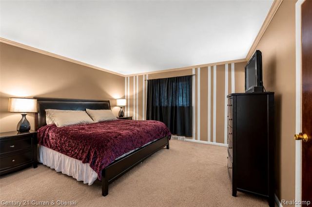 4652 Patrick Road, West Bloomfield, MI 48322