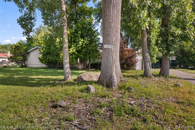 4652 Patrick Road, West Bloomfield, MI 48322