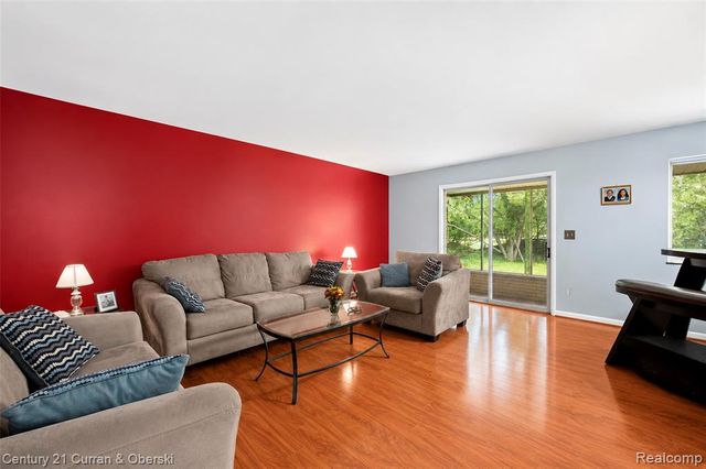 4652 Patrick Road, West Bloomfield, MI 48322
