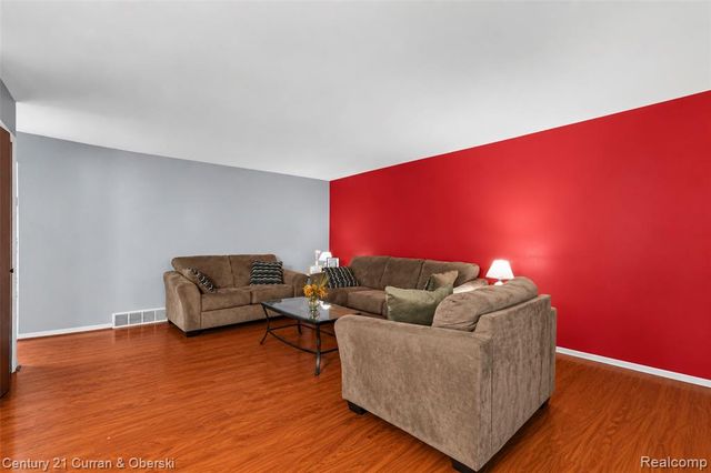 4652 Patrick Road, West Bloomfield, MI 48322
