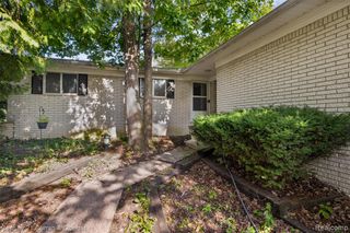 4652 Patrick Road, West Bloomfield, MI 48322