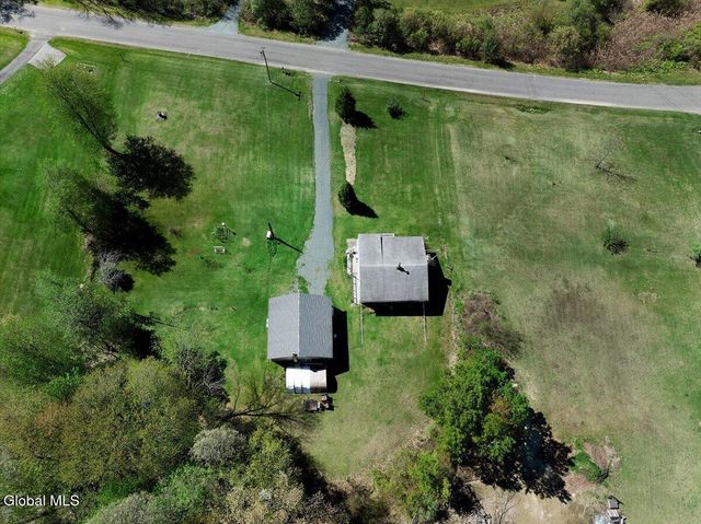 352 Hansen Road, Schaghticoke, NY 12154