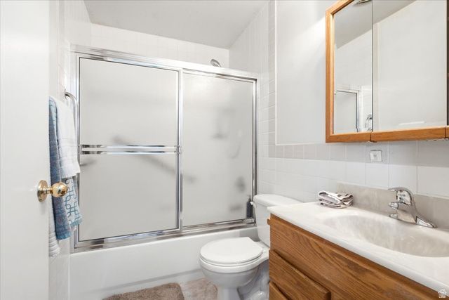 2041 W MANTLE AVE, Taylorsville, UT 84129