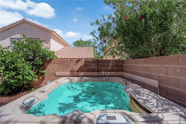 10400 Nutt Creek Avenue, Las Vegas, NV 89129