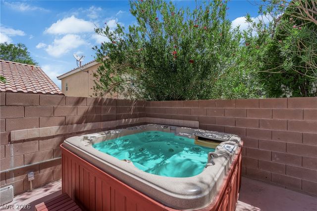 10400 Nutt Creek Avenue, Las Vegas, NV 89129