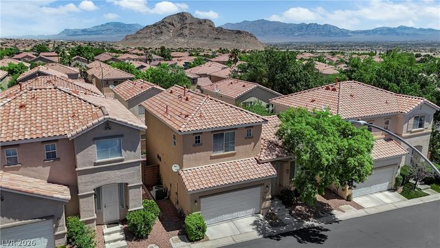 10400 Nutt Creek Avenue, Las Vegas, NV 89129