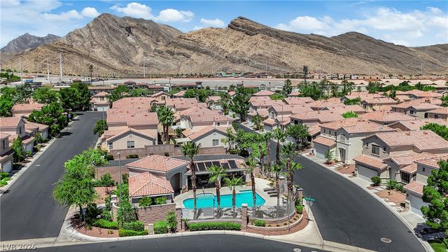 10400 Nutt Creek Avenue, Las Vegas, NV 89129