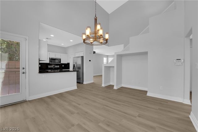 10400 Nutt Creek Avenue, Las Vegas, NV 89129