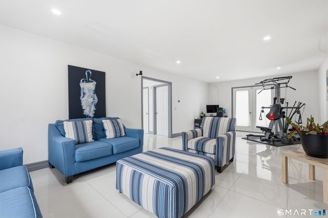 16 Raquel Drive, Danbury, CT 06811