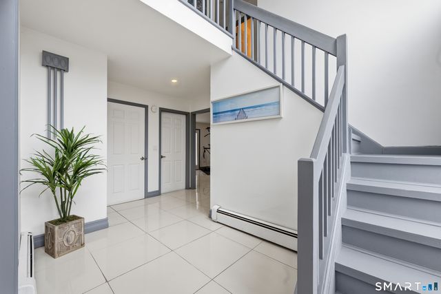 16 Raquel Drive, Danbury, CT 06811