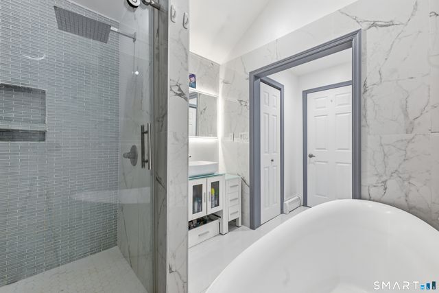 16 Raquel Drive, Danbury, CT 06811