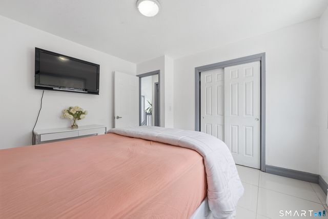 16 Raquel Drive, Danbury, CT 06811