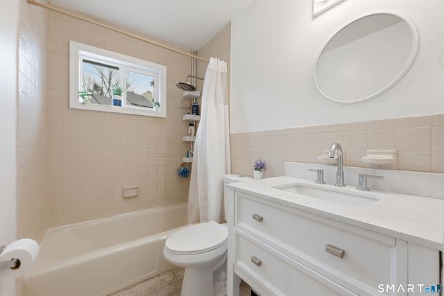 16 Raquel Drive, Danbury, CT 06811