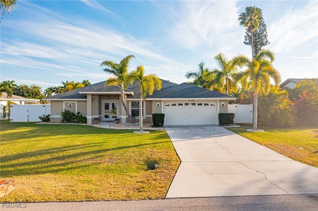 2308 Everest PKWY, Cape Coral, FL 33904