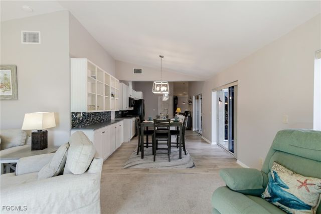 2308 Everest PKWY, Cape Coral, FL 33904