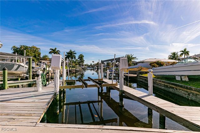 2308 Everest PKWY, Cape Coral, FL 33904