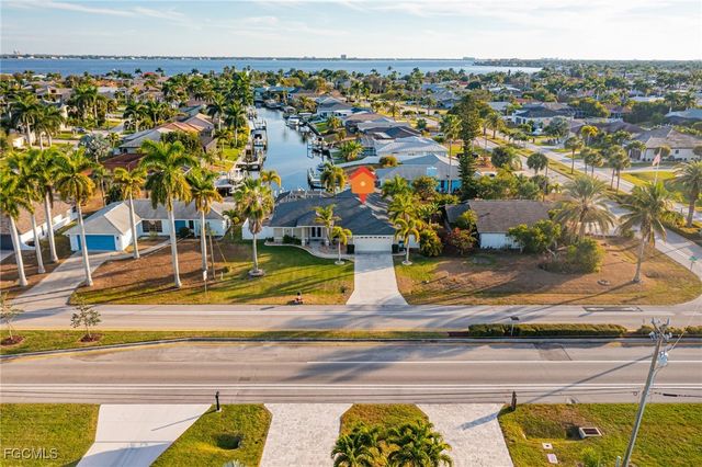 2308 Everest PKWY, Cape Coral, FL 33904