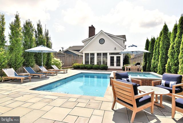 422 BURTON AVE, Lewes, DE 19958