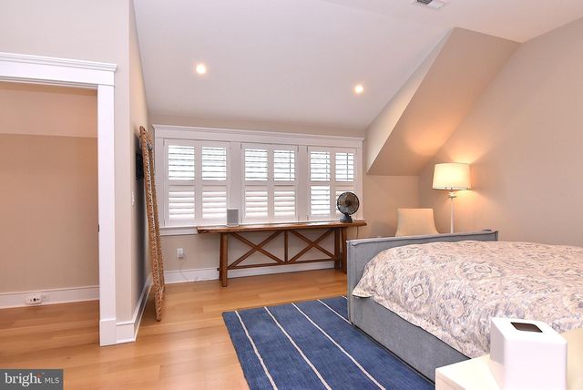 422 BURTON AVE, Lewes, DE 19958