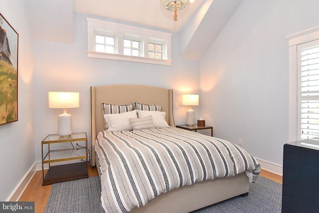 422 BURTON AVE, Lewes, DE 19958