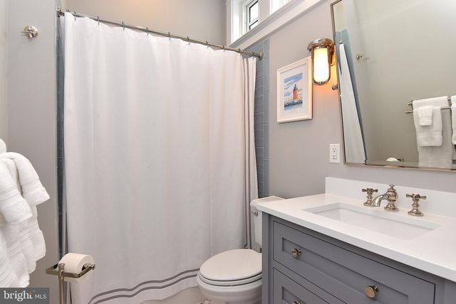 422 BURTON AVE, Lewes, DE 19958