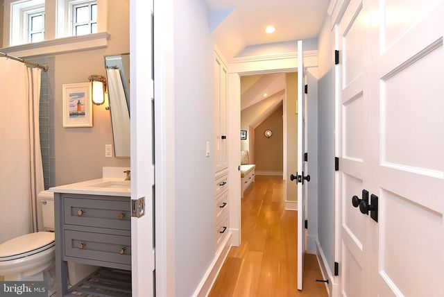 422 BURTON AVE, Lewes, DE 19958