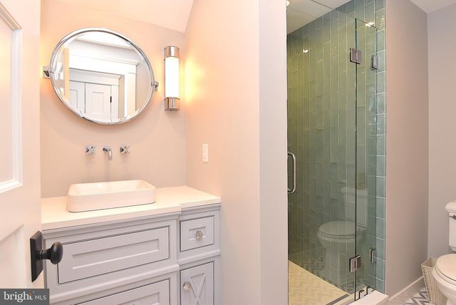 422 BURTON AVE, Lewes, DE 19958