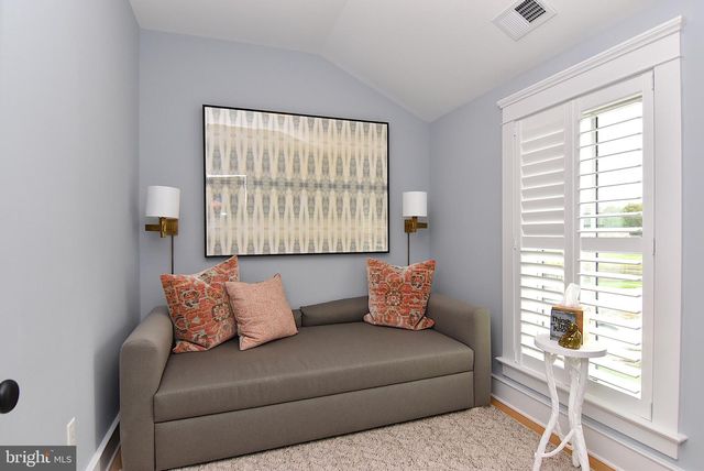 422 BURTON AVE, Lewes, DE 19958