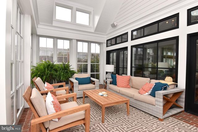 422 BURTON AVE, Lewes, DE 19958