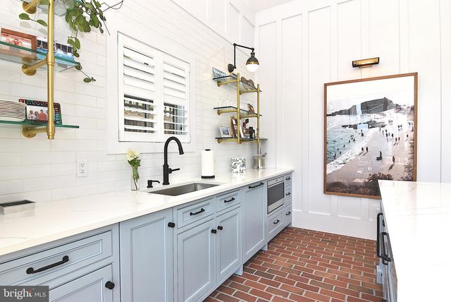 422 BURTON AVE, Lewes, DE 19958