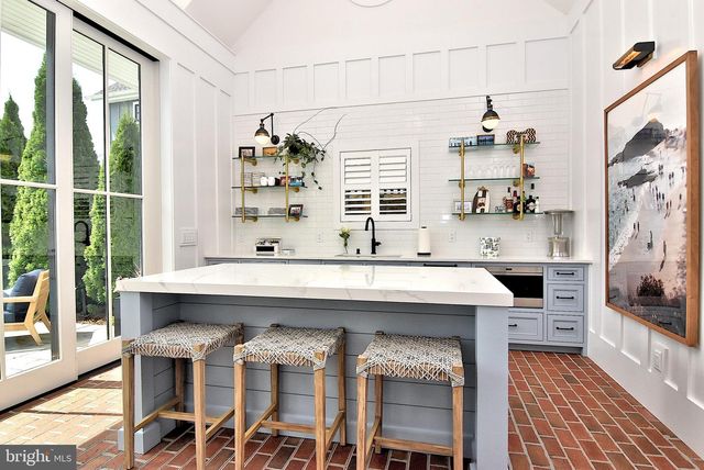 422 BURTON AVE, Lewes, DE 19958