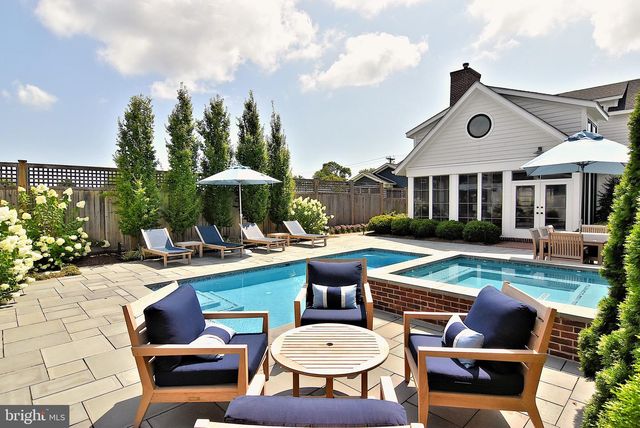 422 BURTON AVE, Lewes, DE 19958