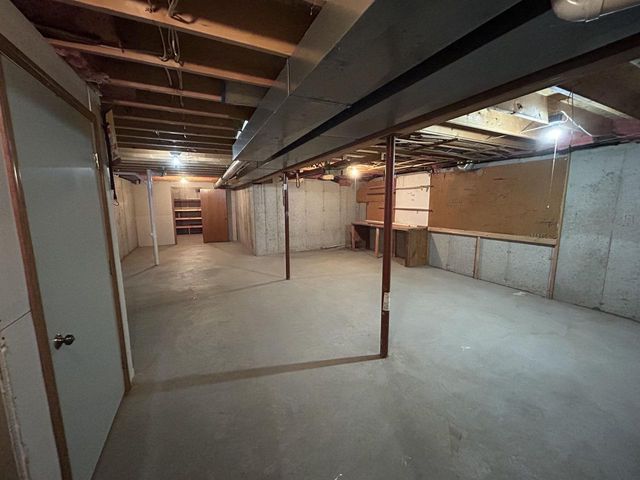10608 N Hillside Row, Edgerton, WI 53534