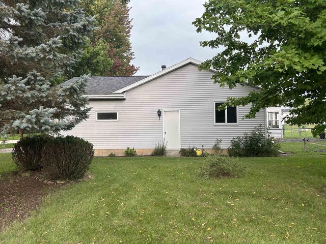 10608 N Hillside Row, Edgerton, WI 53534