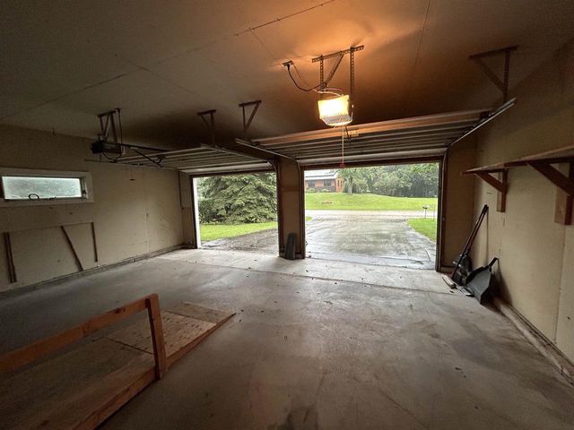10608 N Hillside Row, Edgerton, WI 53534