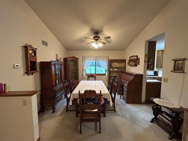 10608 N Hillside Row, Edgerton, WI 53534