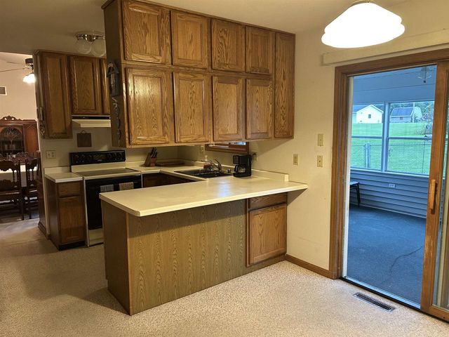 10608 N Hillside Row, Edgerton, WI 53534