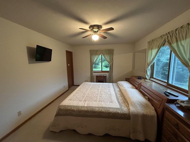 10608 N Hillside Row, Edgerton, WI 53534