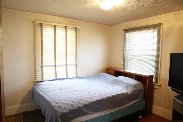 350 Woodland Drive SE, Cedar Rapids, IA 52403